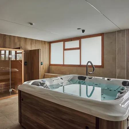 Silken Fontibre Iberia & 4* Nestares (Cantabria)