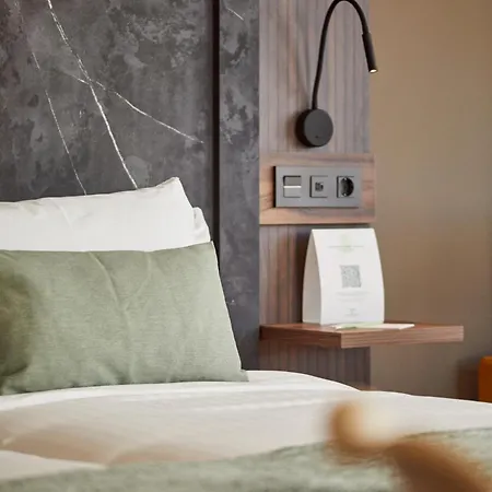 Silken Fontibre Iberia & 4* Nestares (Cantabria)