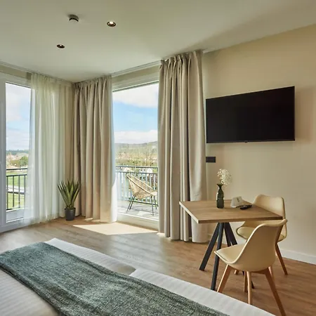 公寓式酒店 Silken Fontibre Iberia & 4*