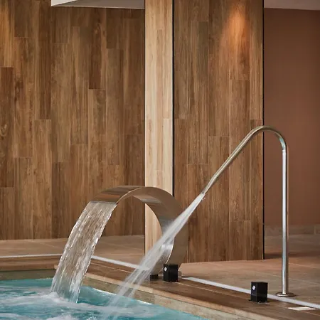 شقة فندقية Silken Fontibre Iberia & 4*