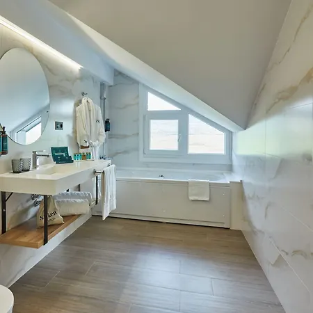 Silken Fontibre Iberia & 4*