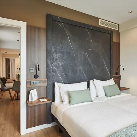 公寓式酒店 Silken Fontibre Iberia & 4*