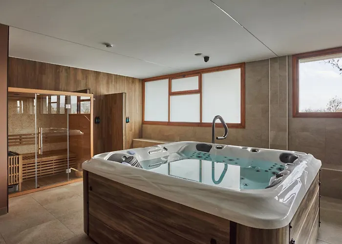 Silken Fontibre Iberia & 4* Nestares (Cantabria)