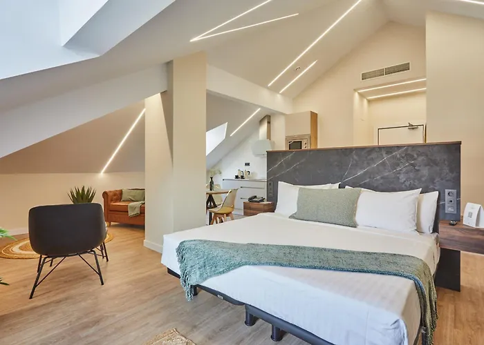 Aparthotel Silken Fontibre Iberia &