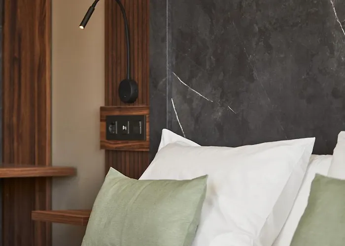 Aparthotel Silken Fontibre Iberia &