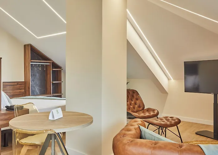 Silken Fontibre Iberia & Aparthotel 4*